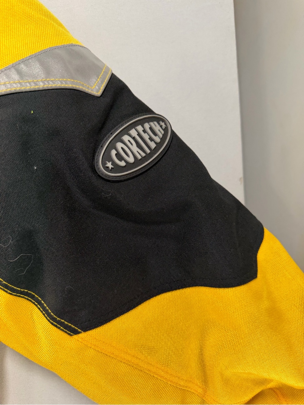 Cortech Tour Master Advanced Sport Jacket L Black Yellow Liner Moto - Picture 10 of 12